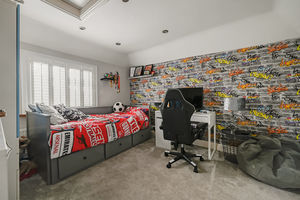 Bedroom- click for photo gallery